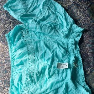 Flowy Aeropostale Off The Shoulder Blouse